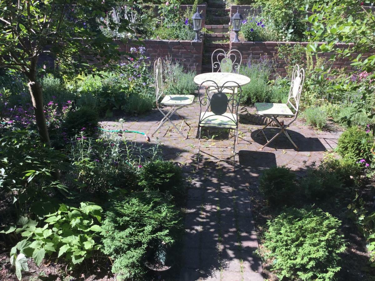 Fornuddens Bed&Breakfast Tyreso Eksteriør billede